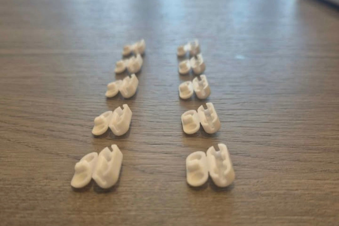 Pack of 10 - White Chain Connectors