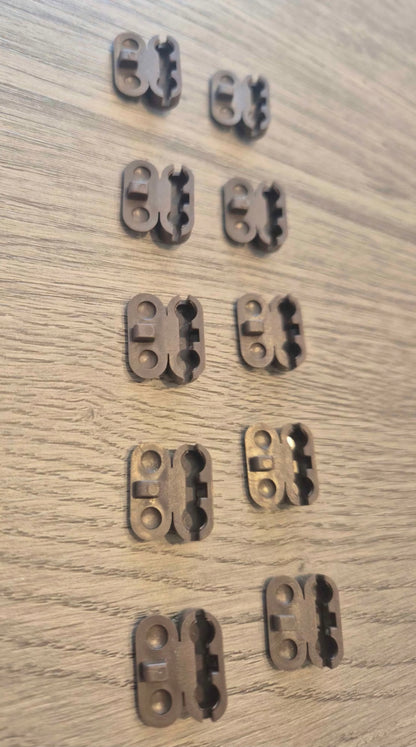 Pack of 10 - Brown Plastic Chain Connectors